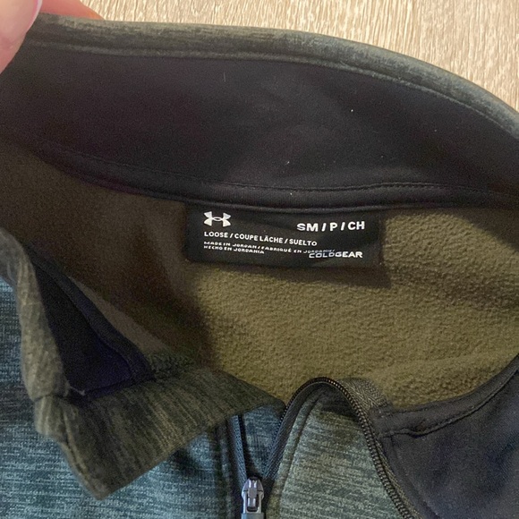 UNDER ARMOUR 1/4 Zip - Picture 2 of 3